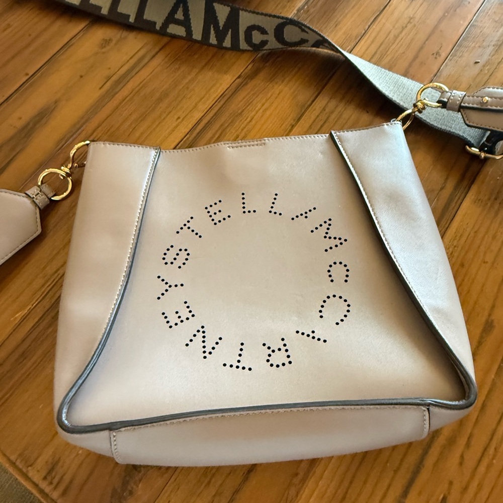 Stella McCartney Beige Shoulder Bag with Black Strap - Picture 2 of 14